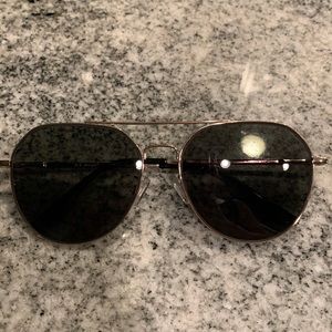 Retro inspired aviator sunglasses